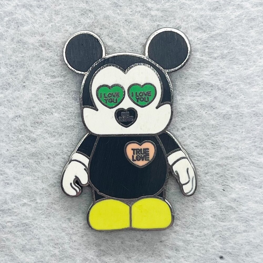 🔮 5/$25 Disney Vinylmation Valentine‎ Pin